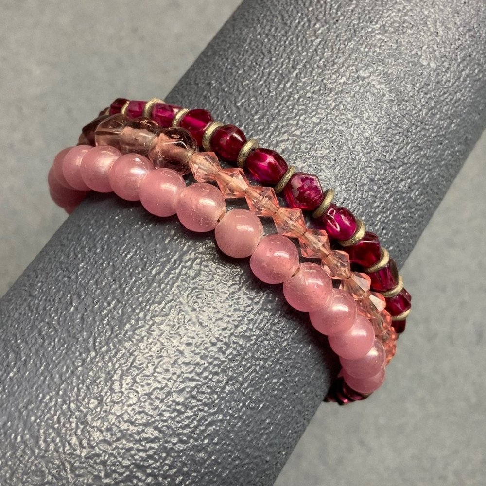 Pink Memory Wire Bracelet Barbie Pearl Translucent Faceted Magenta Silver Retro